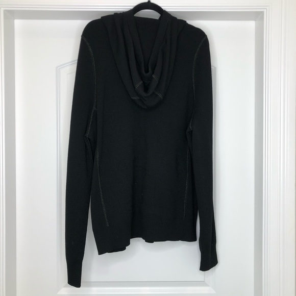 Louis Vuitton LV Pull Over Hoodie - Picture 4 of 5